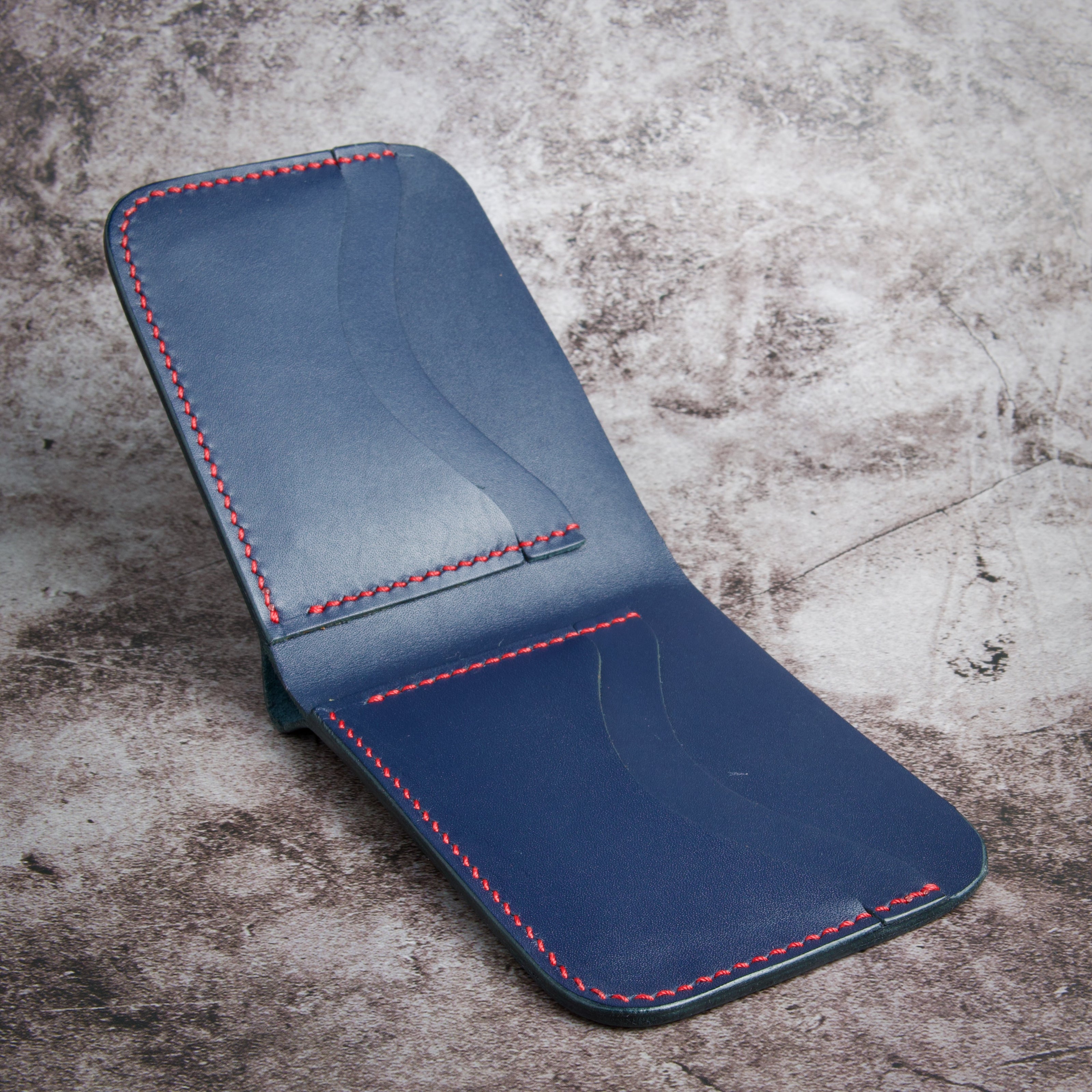 Hunza Arc – Classic Bi-Fold Wallet