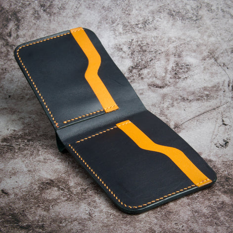 Hunza Fold – Tag Mate Essentials Set