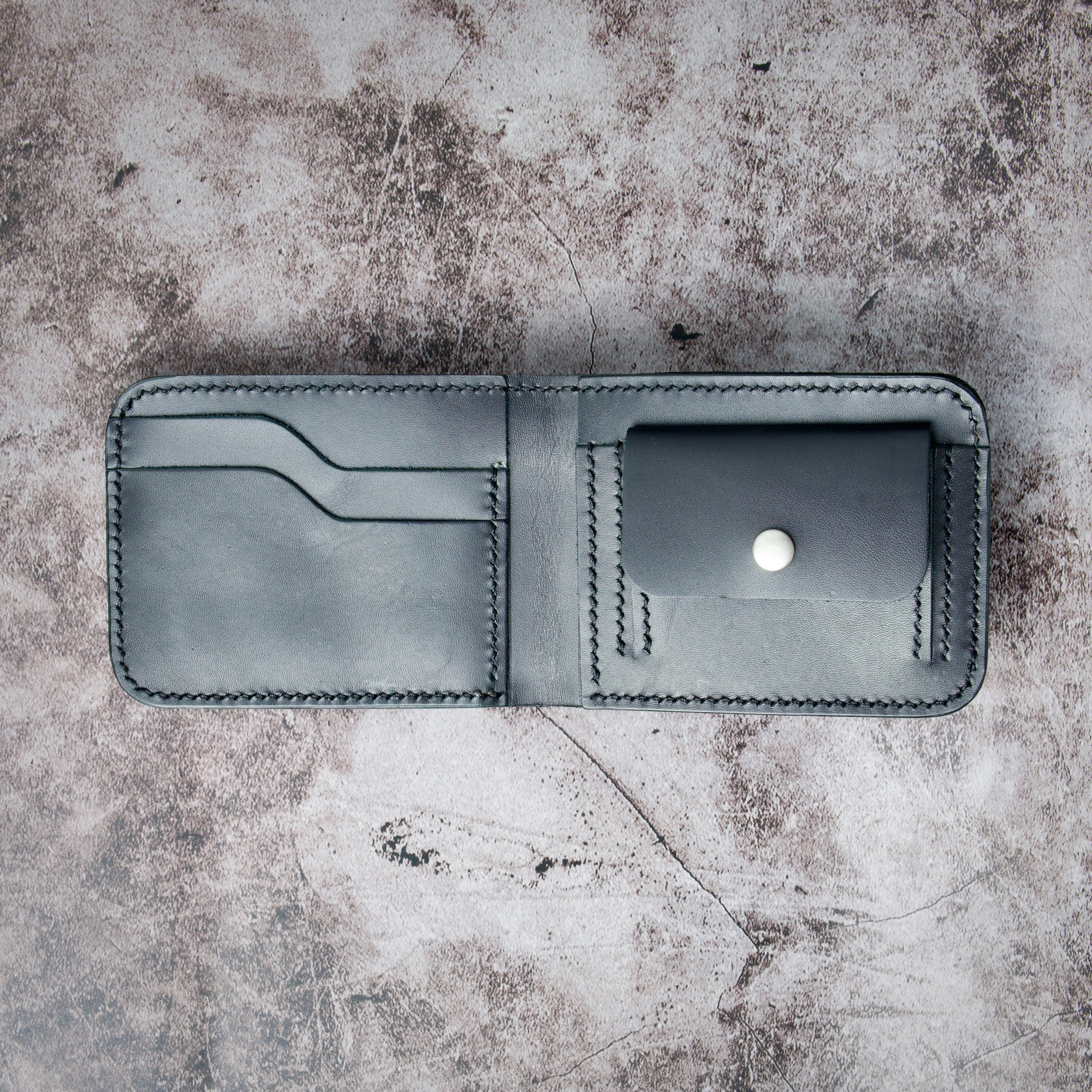 Classic Slim Bi-Fold Wallet | Hunza Fold