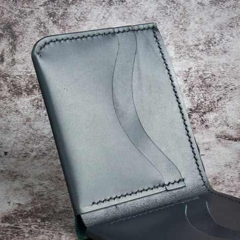 Assam Silk – Classic Bi-Fold Wallet