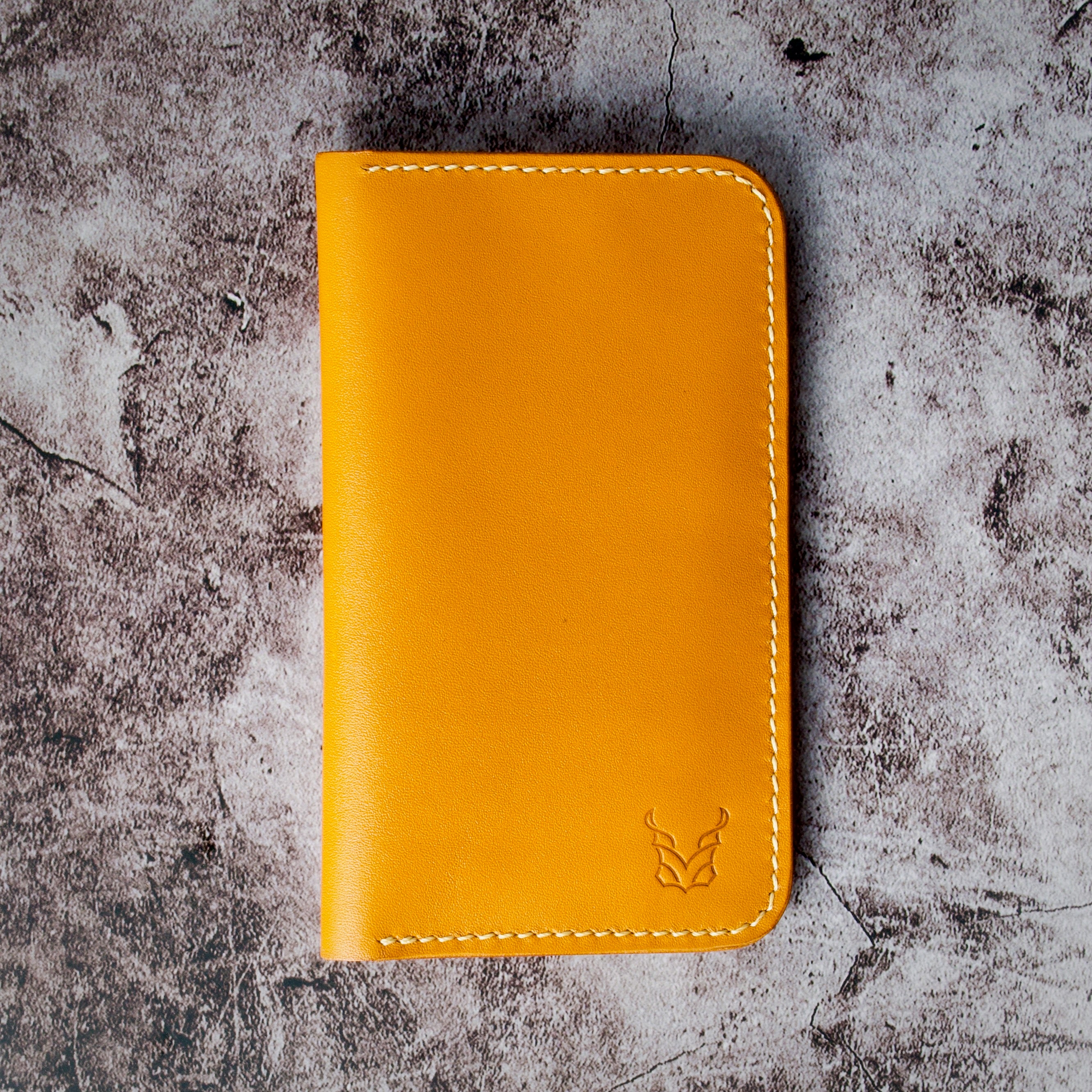 Vertical Bi-Fold Wallet | Karakoram II