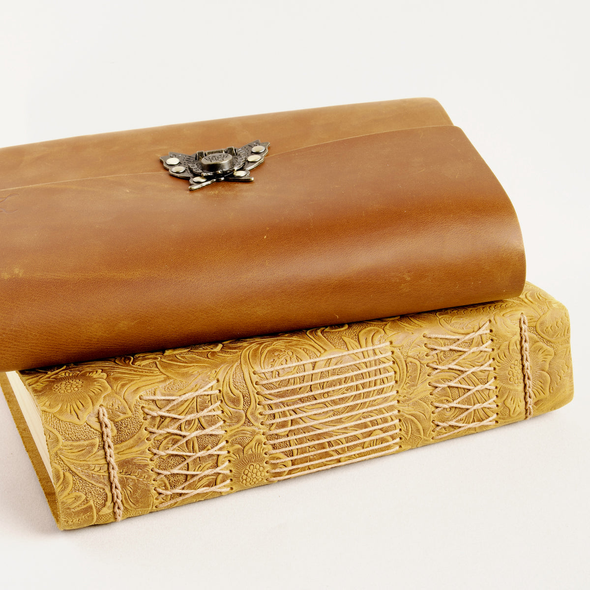 Vintage Leather Journal, A5, 480 Pages | Misra Daily