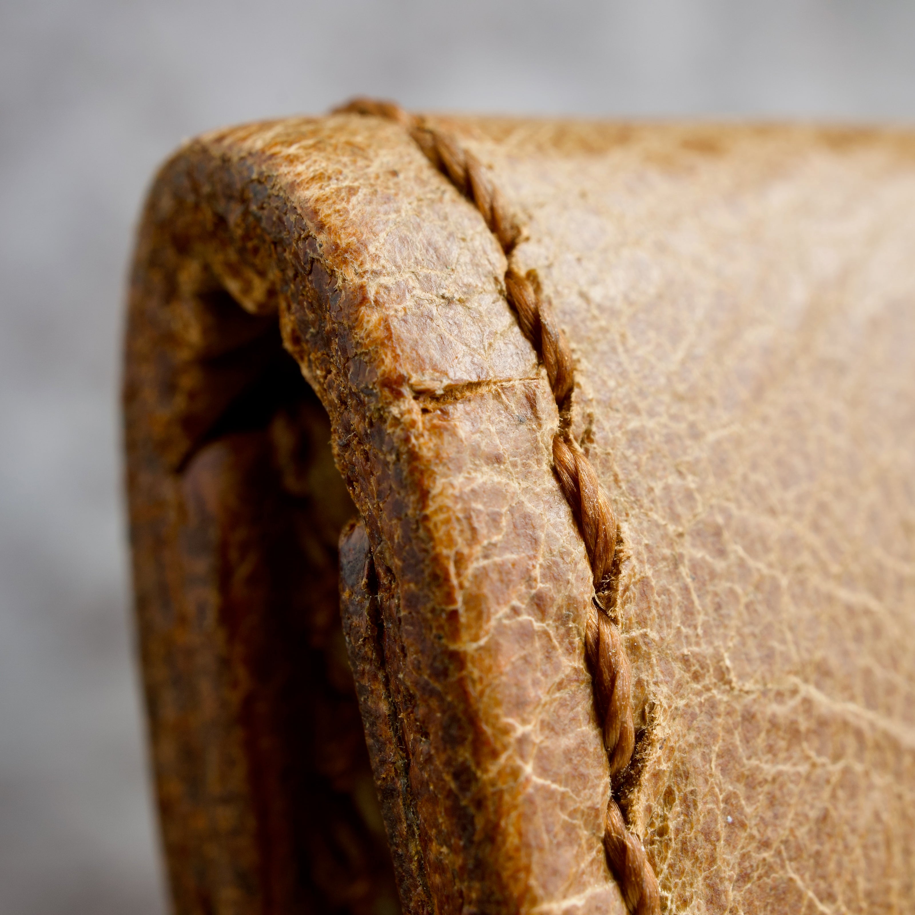 RFID Blocking, Minimalist Bi-Fold Wallet | Markore Natural