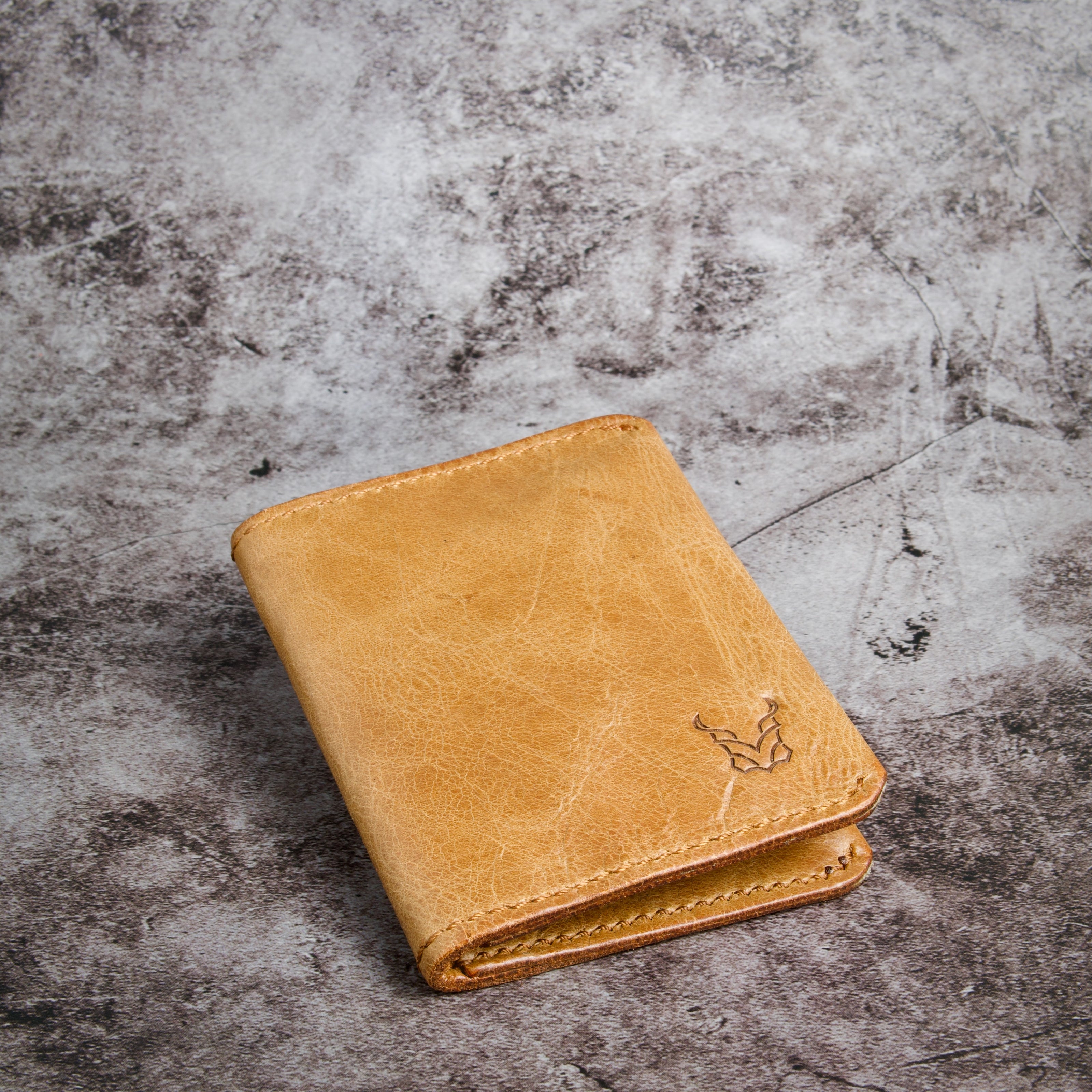 Markore Natural – RFID Blocking, Minimalist Bi-Fold Cardholder