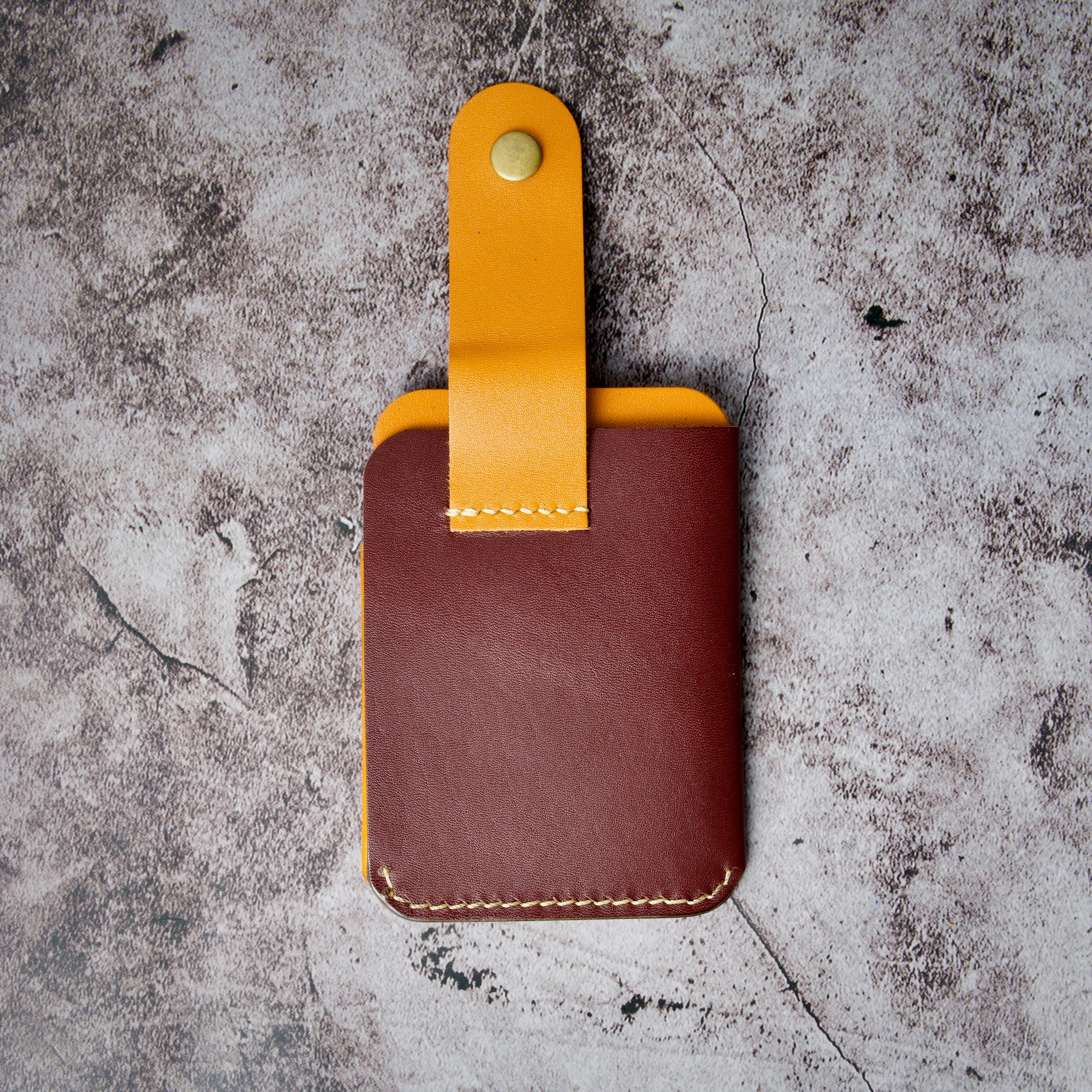 Ultra Compact Card Sleeve | Niva Loop