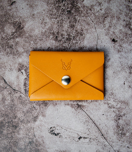 Niva Seal - Ultra Compact Card Sleeve