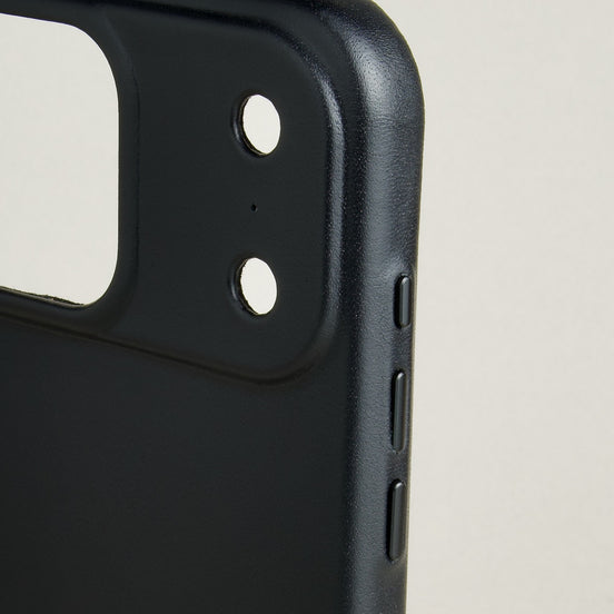 iPhone 17 Leather Case | Shell Guard