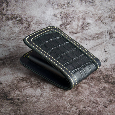 Indus Sultan – Croc-Embossed Classic Bi-Fold Wallet