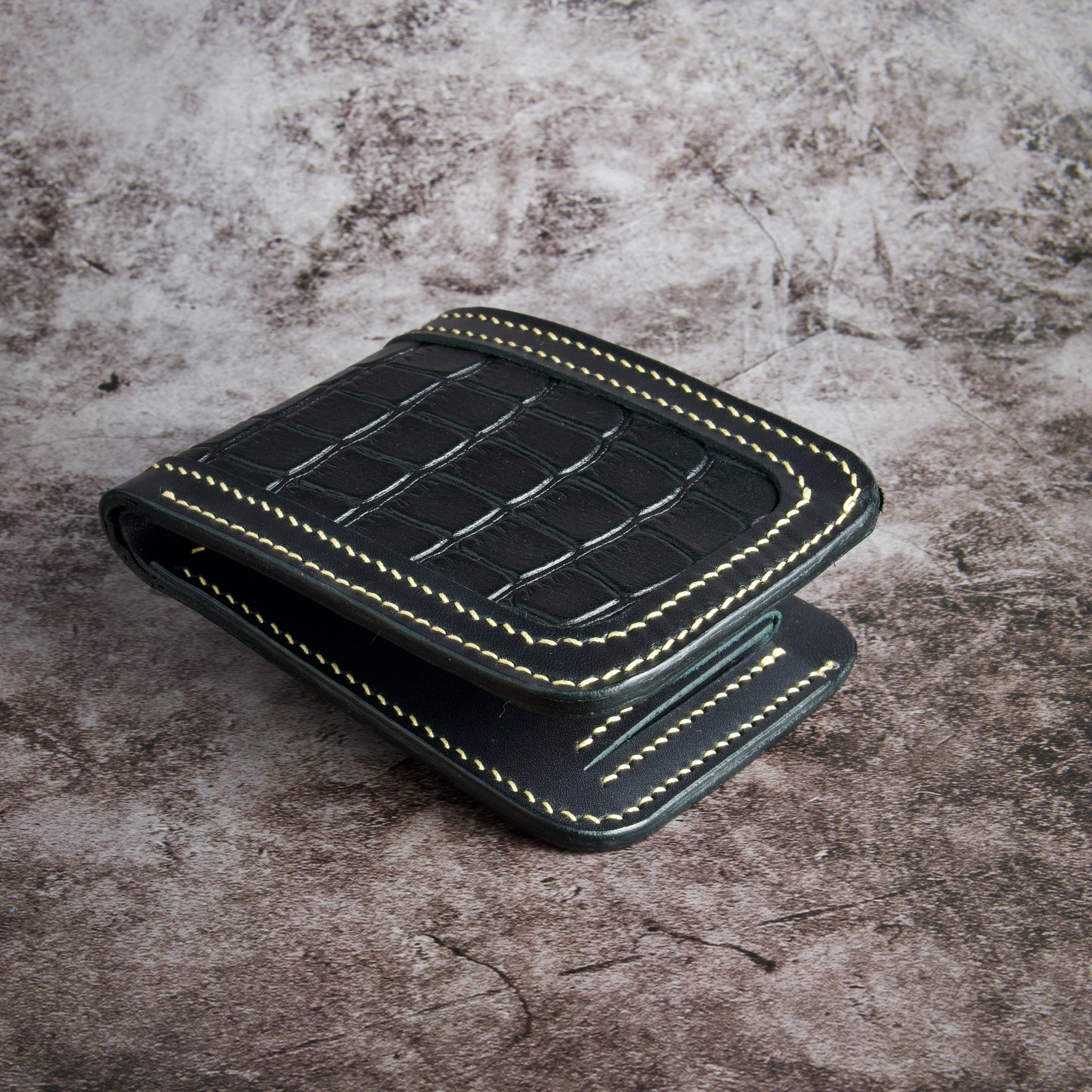 Indus Sultan – Croc-Embossed Classic Bi-Fold Wallet